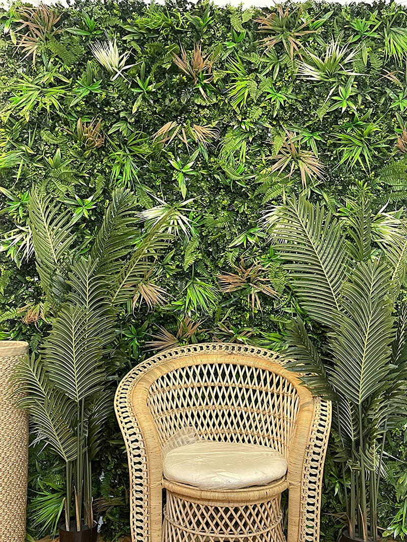 Seasonal landscape creation of 3D artificial vertical gardens